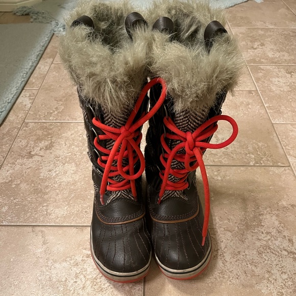 Sorel winter boot - Picture 4 of 4